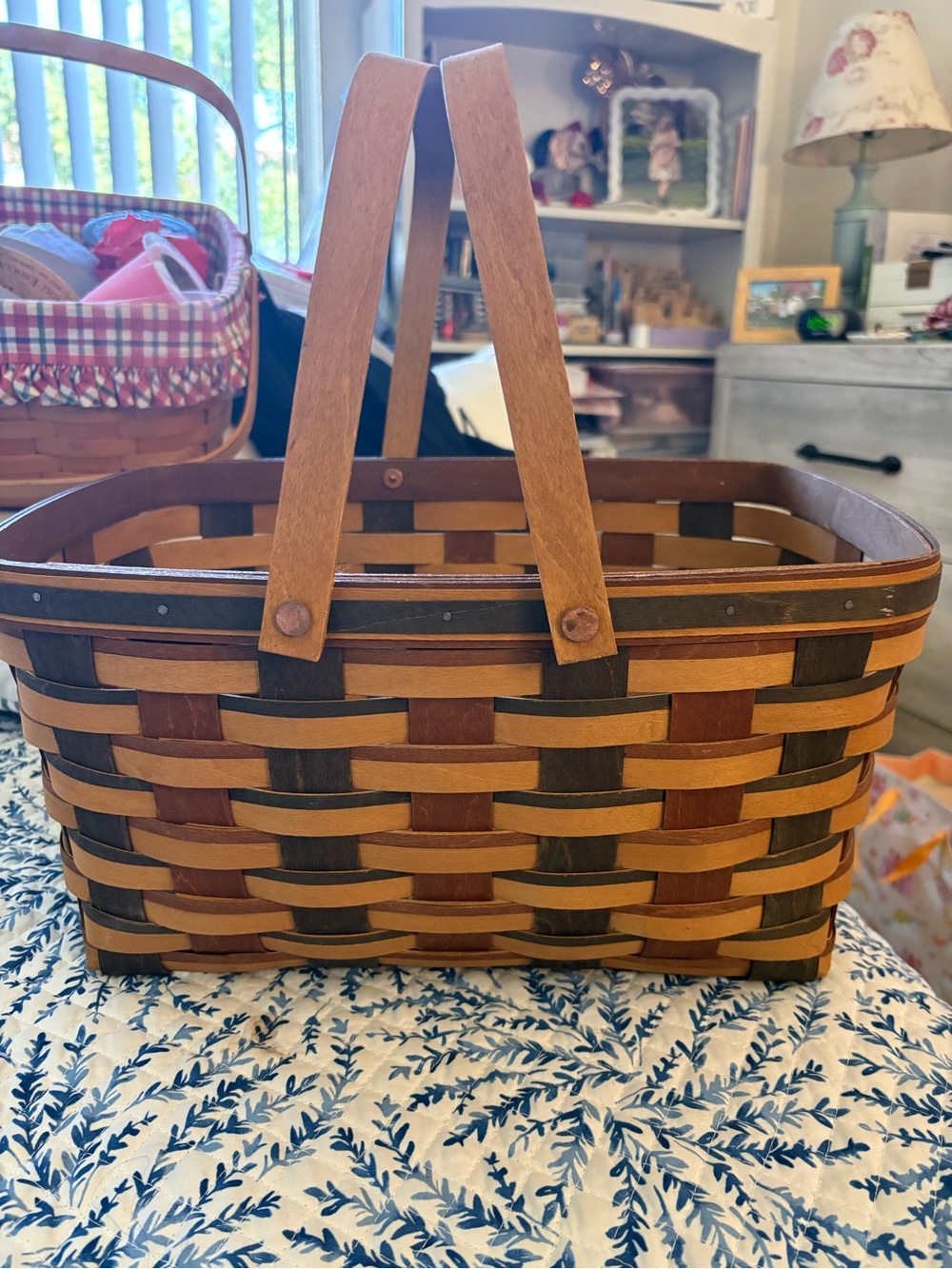 Longaberger medium market basket - Picture 5 of 7
